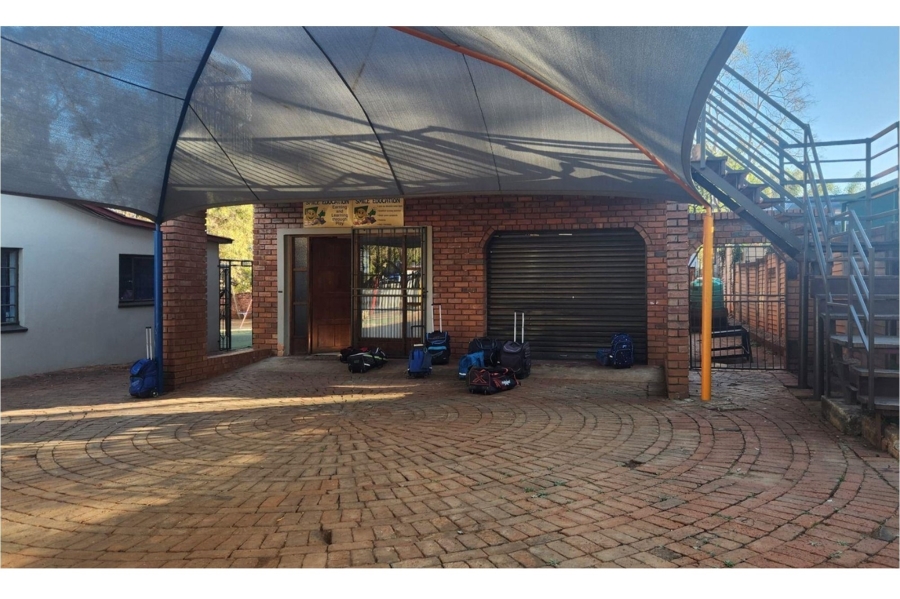 8 Bedroom Property for Sale in Schoemansville North West